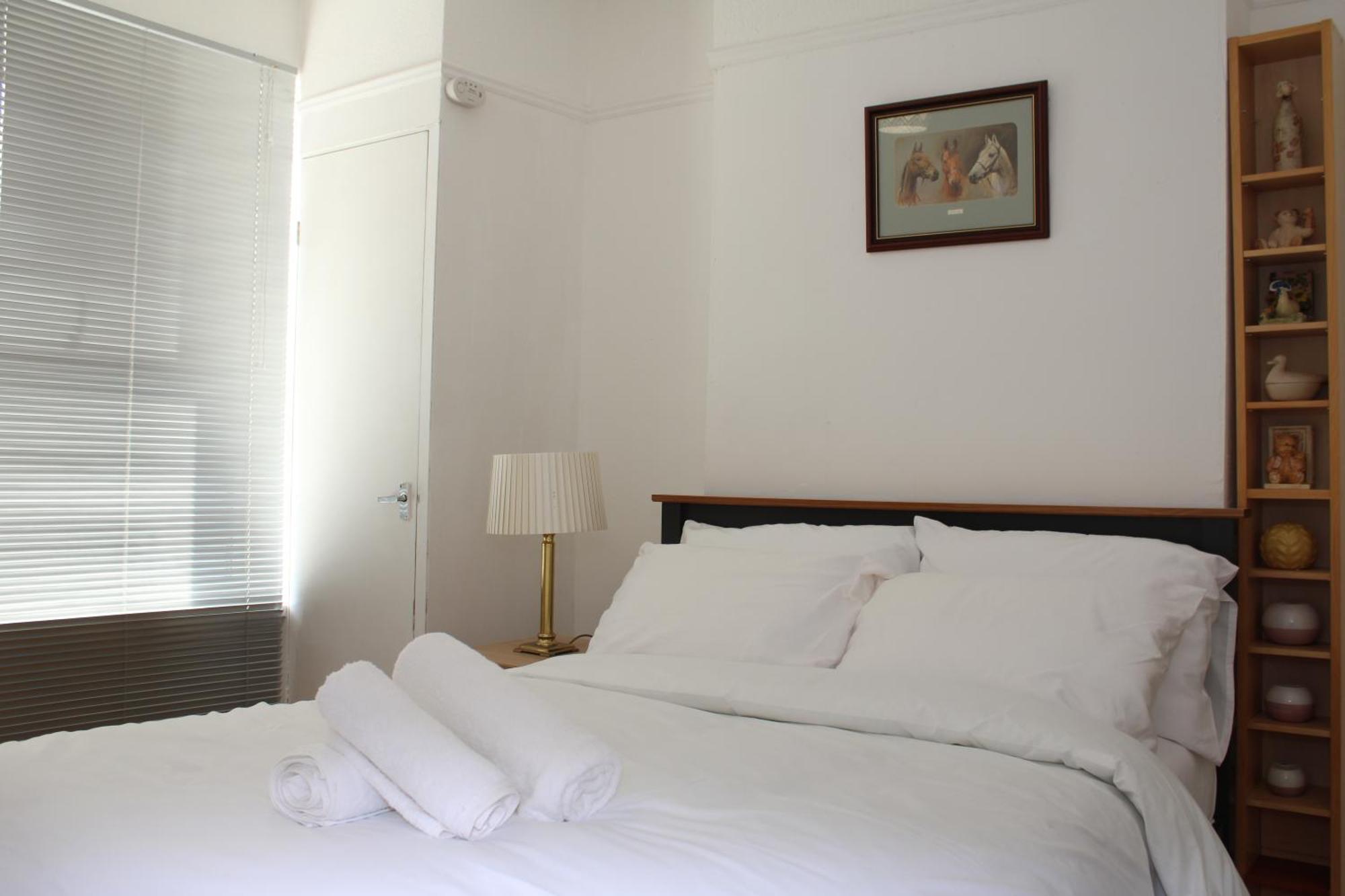 F2S Serviced Apartments 2Bedroom Terrace House With Free Wifi Netflix Suitable For Contractors Walking Distance To Train Station Ντέρμπι Εξωτερικό φωτογραφία