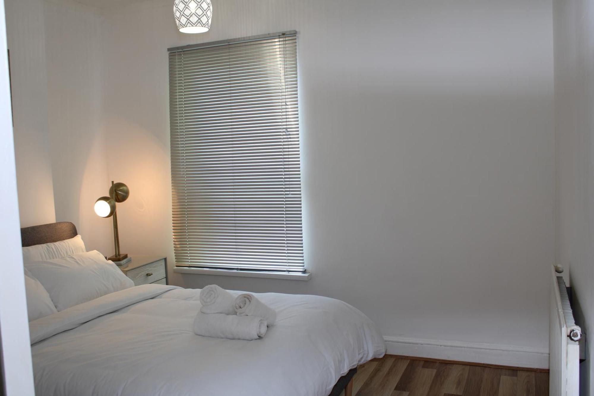 F2S Serviced Apartments 2Bedroom Terrace House With Free Wifi Netflix Suitable For Contractors Walking Distance To Train Station Ντέρμπι Εξωτερικό φωτογραφία