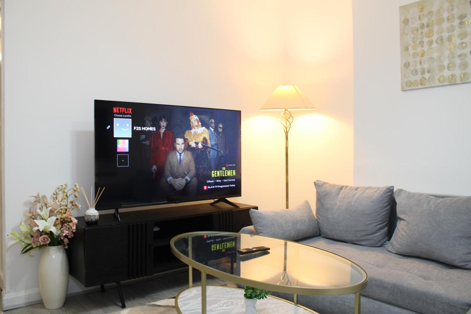 F2S Serviced Apartments 2Bedroom Terrace House With Free Wifi Netflix Suitable For Contractors Walking Distance To Train Station Ντέρμπι Εξωτερικό φωτογραφία
