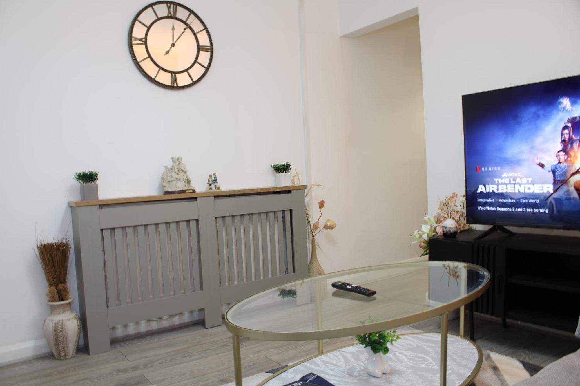 F2S Serviced Apartments 2Bedroom Terrace House With Free Wifi Netflix Suitable For Contractors Walking Distance To Train Station Ντέρμπι Εξωτερικό φωτογραφία